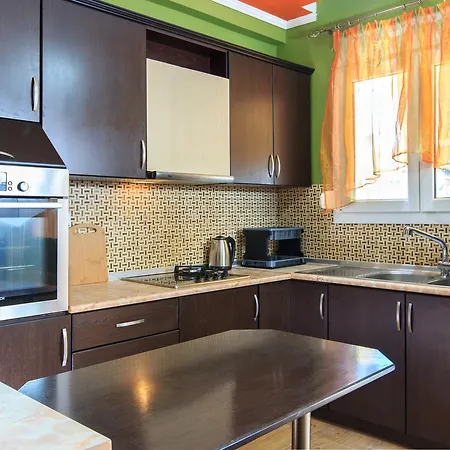 Minos Apartment *