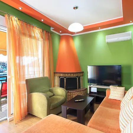 Minos Apartment *